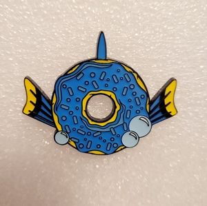 Loungefly Disney Pixar Donut Characters Blind Pin - FINDING NEMO- DORY